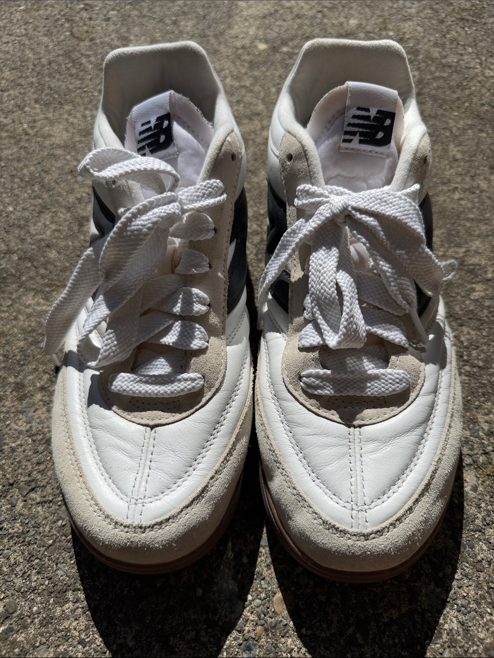 New Balance Men's White and Black Retro-Style Sneakers